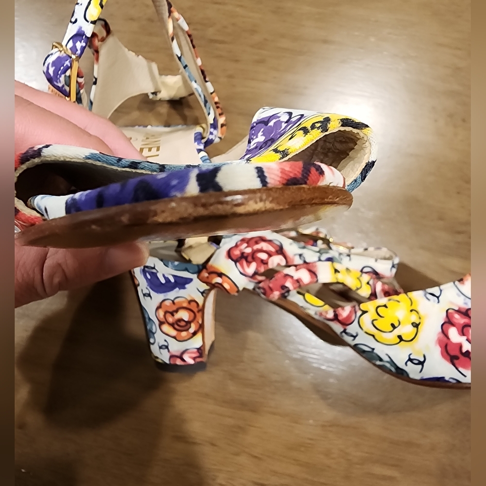 Vintage Chanel Floral Heels Size 37 - Picture 10 of 14